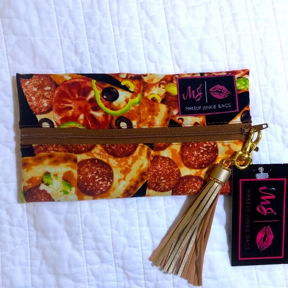 Makeup Junkie Bag Size Mini Pizzeria Print - Picture 1 of 5